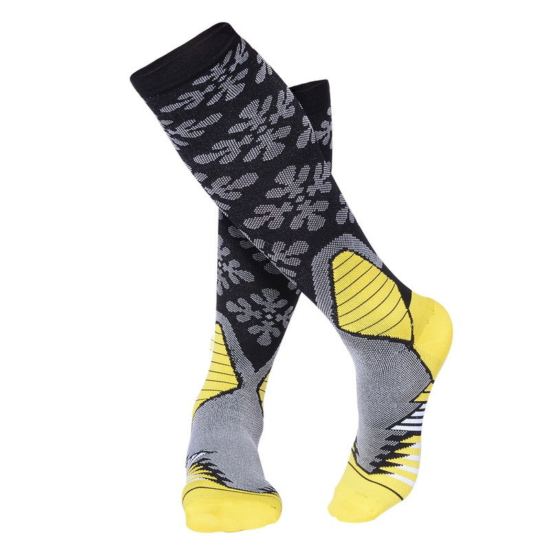 Sporty support socks